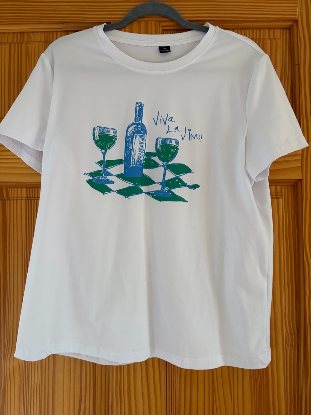 'Viva La Vino' wine Graphic Tee